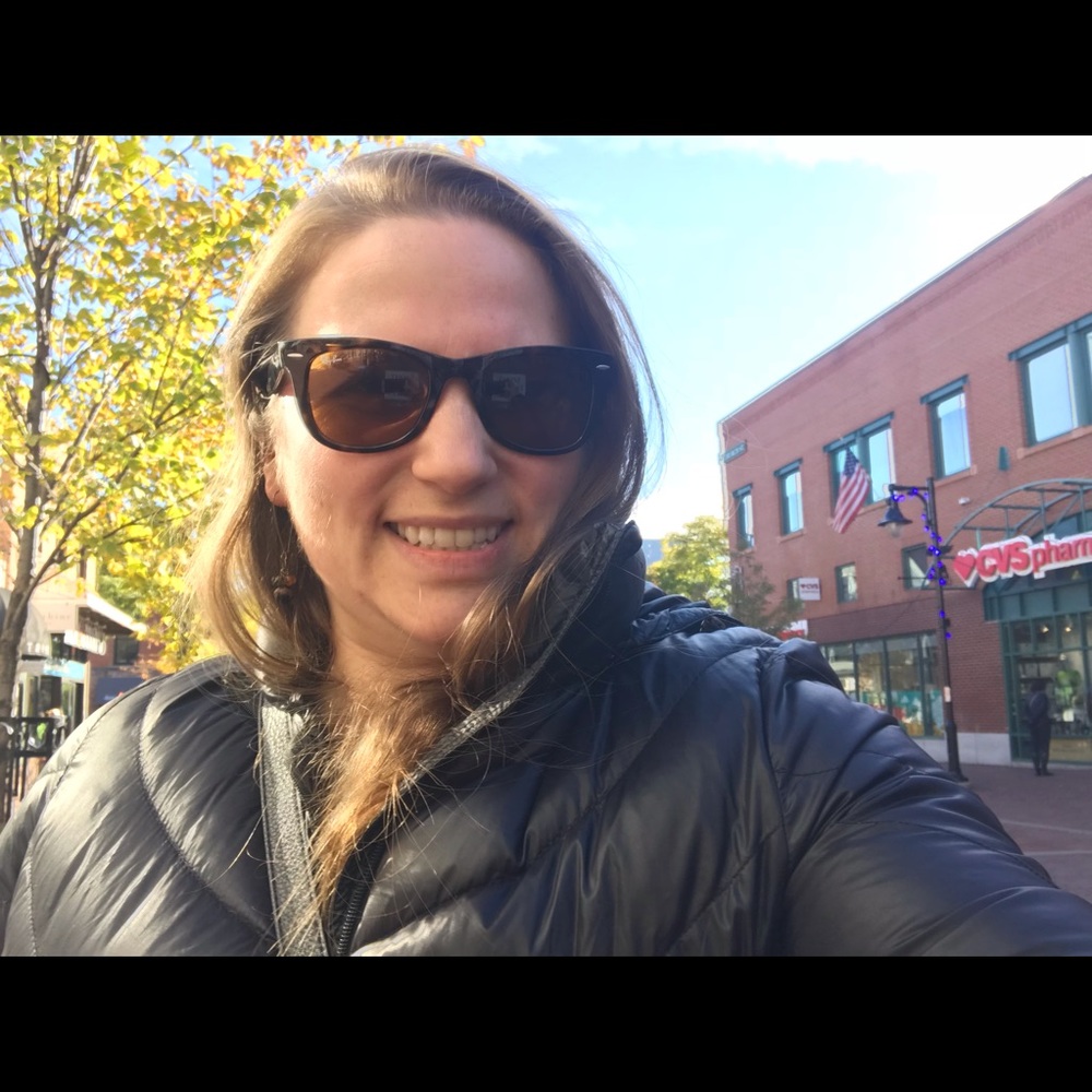 Meet your Posher, Amanda